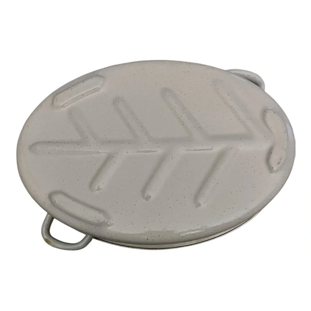 JMP Capri Harvest Blossom enamelware oval roasting pan with a lid - Picture 6 of 6